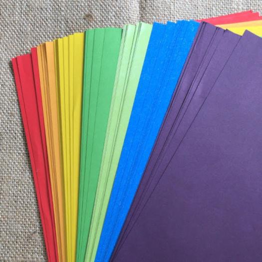 GIẤY A4 MÀU MỎNG - ĐỊNH LƯỢNG 70GSM - (NHẮN TIN VỚI SHOP ĐỂ LỰA CHỌN MÀU) - 10.000/20 TỜ