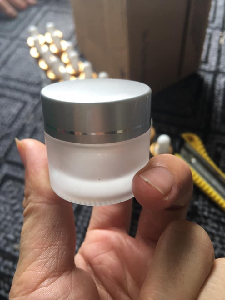 Hũ chiết kem, mỹ phẩm nắp bạc 10 gram