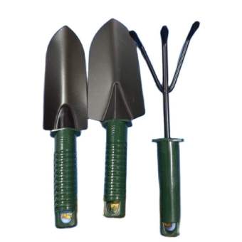 Bộ dụng cụ gồm 3 món: cào đất, xẻng,xới đất