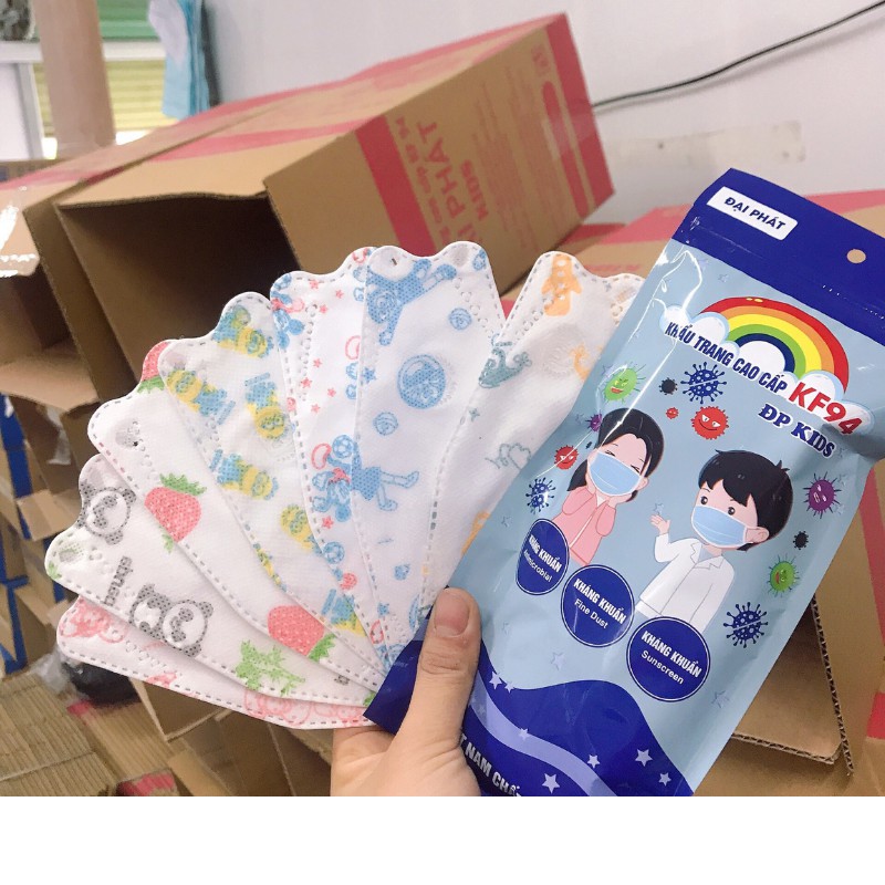 Thùng 300 KHẨU TRANG TRẺ EM KF 94 HÌNH CÁ HÀNG NỘI ĐỊA MIX NHIỀU MÀU