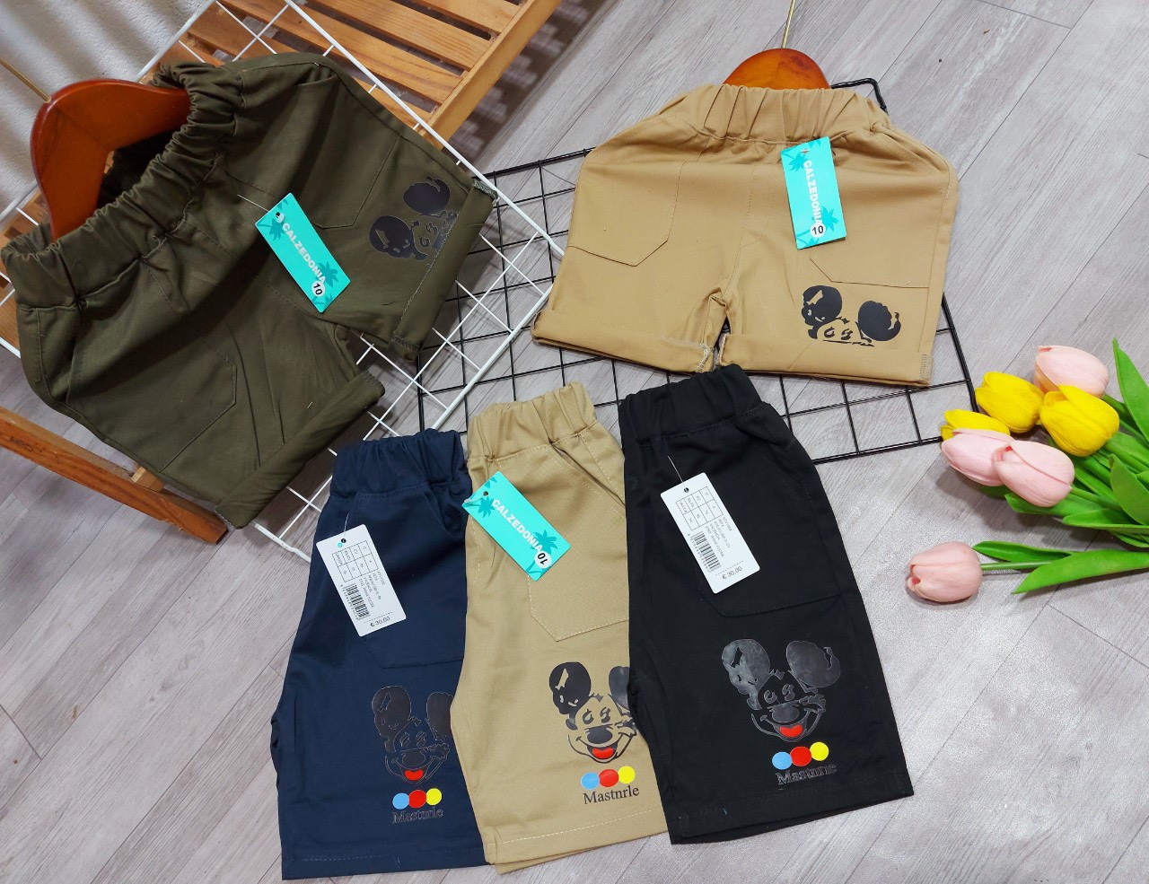 [HOT] QUẦN KAKI CÓ TÚI SAU IN HÌNH MICKEY PHONG CÁCH HÀN QUỐC SIÊU ĐÁNG YÊU CHO BÉ 10-20KG. VIDEO THẬT. BIBO BABY SHOP