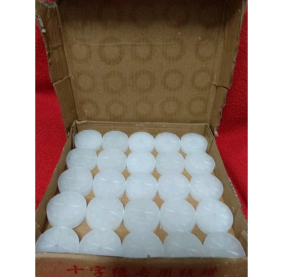 Sáp vuốt chỉ thêu