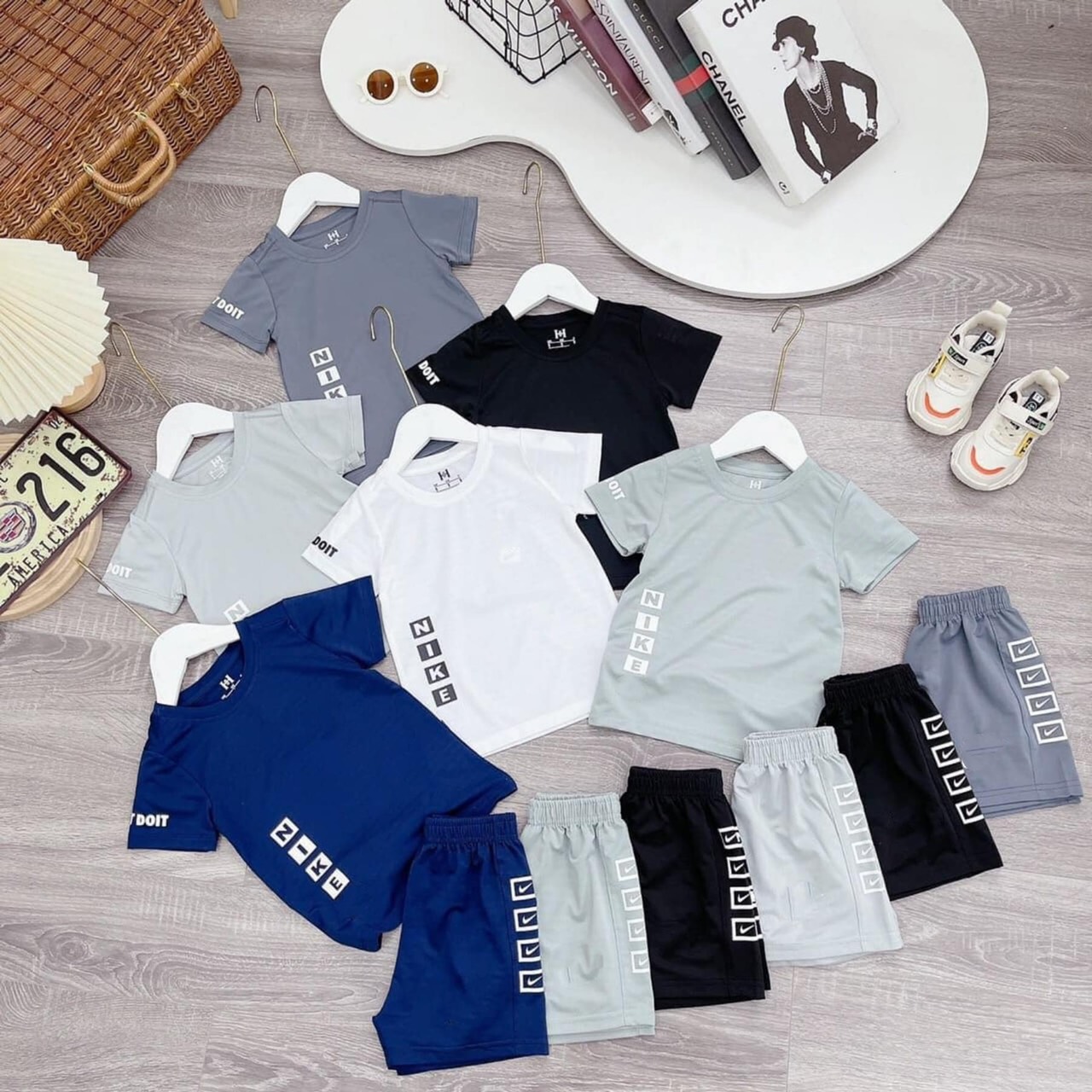 Bộ thể thao in chữ liing adidas cộc tay bé trai đẹp đủ màu chất côtton thông hơi đá bóng