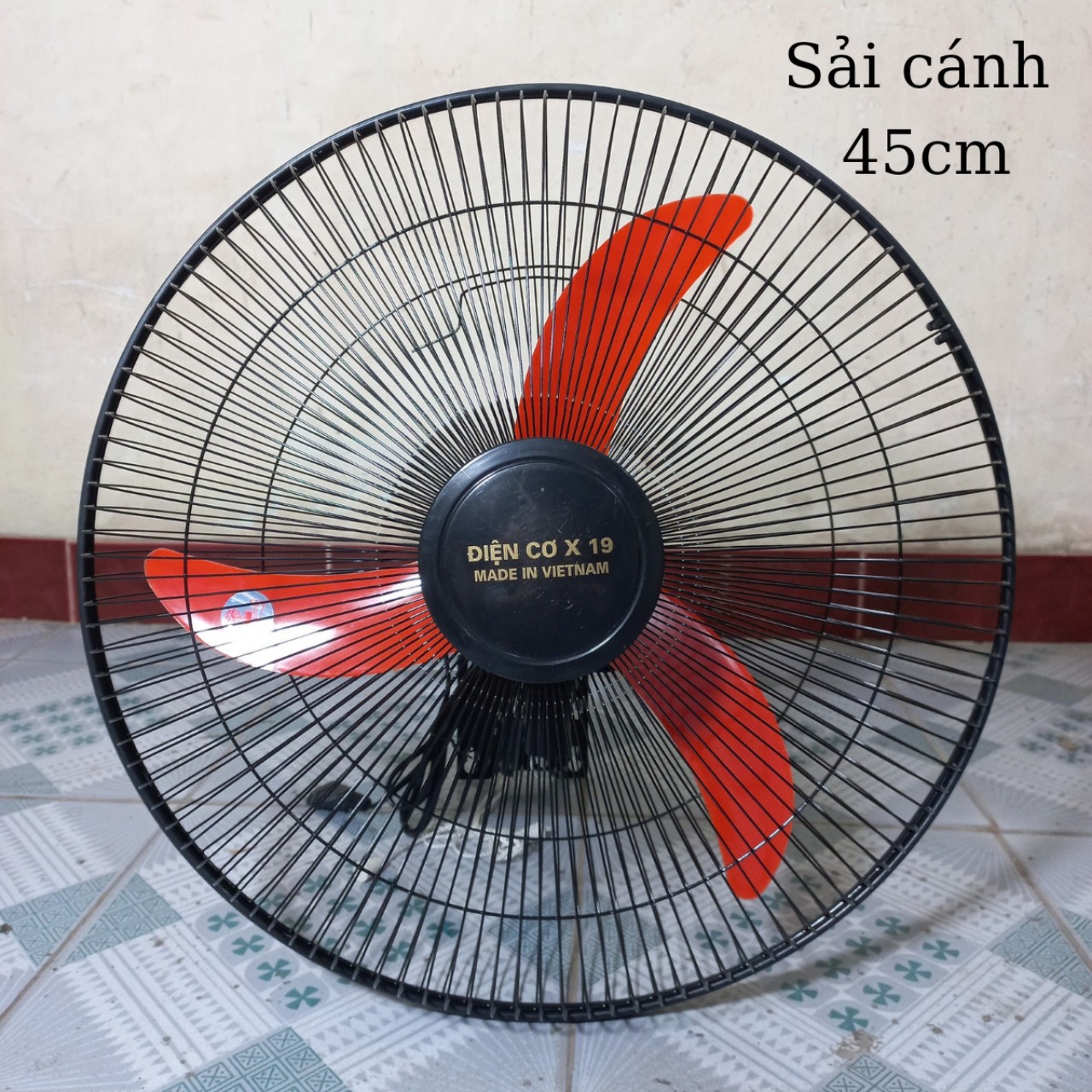 Quạt treo tường sải cánh 450mm hàng điện cơ x19 bảo hành 12 tháng