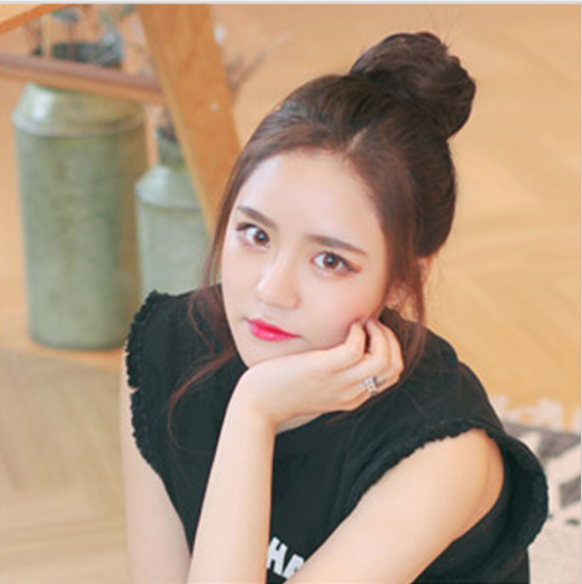 Tóc búi tỏi siêu dễ thương Hàn Quốc