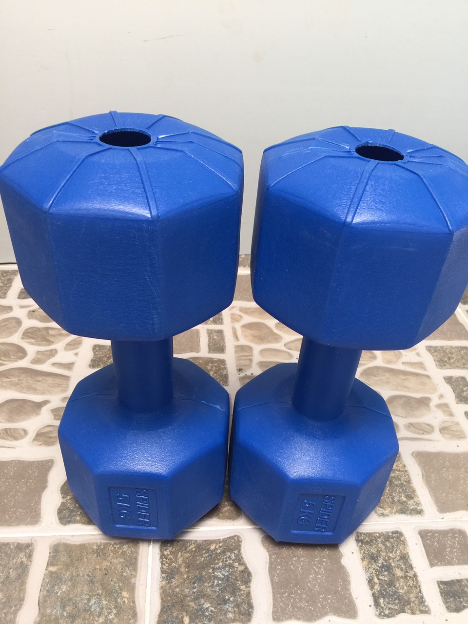 Combo 4 vỏ tạ tay nhựa việt nam bát giác 5kg, 8kg