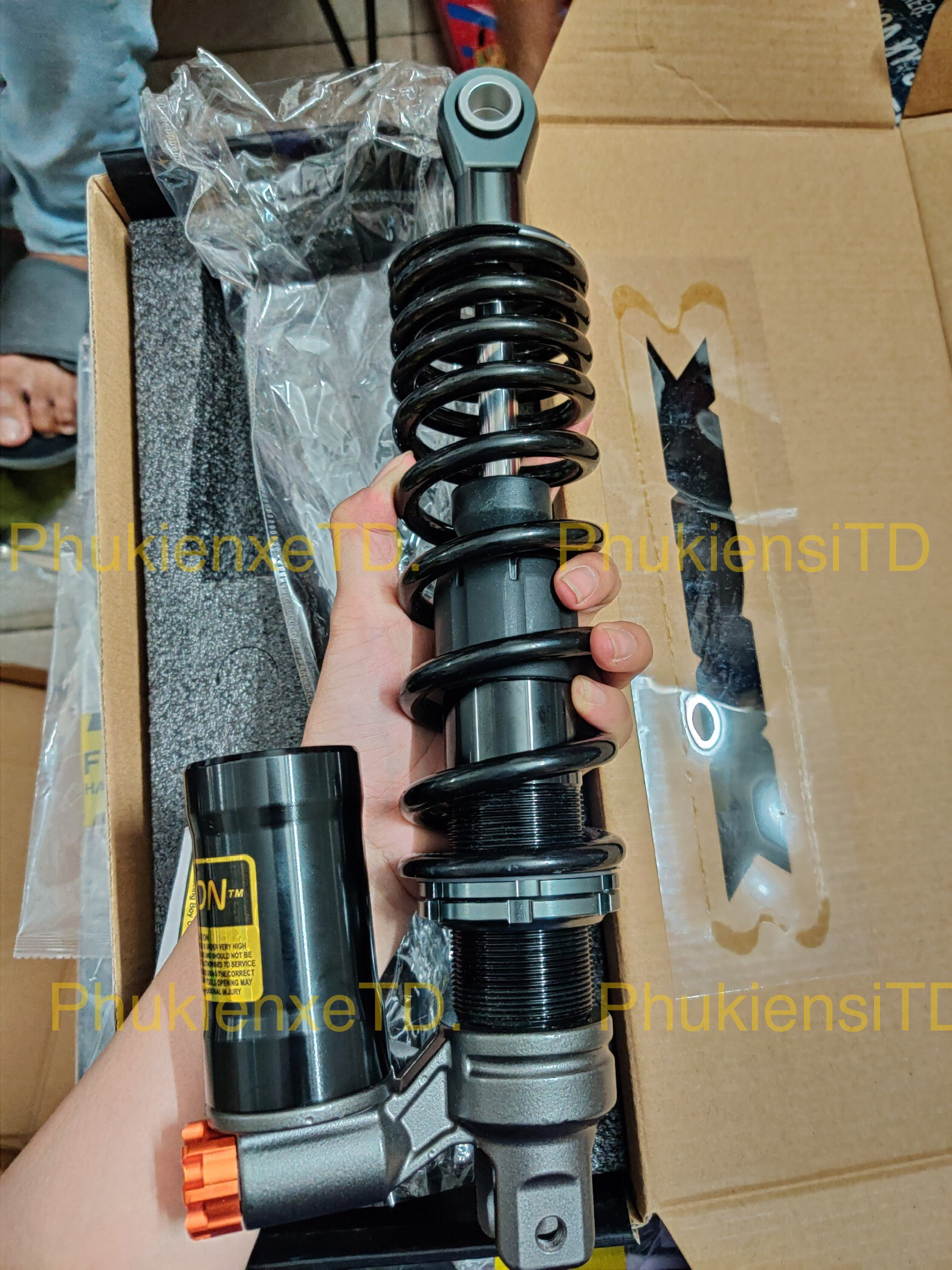 Phuộc RCB NITRON bình dầu lắp Vario Mio ultimo Sh mode Vision mới Janus Grande Lead mới Click Luvias....