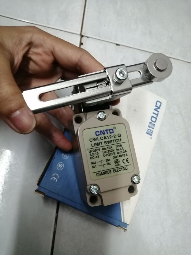 Công tắc hành trình cwlca12-2-q cntd