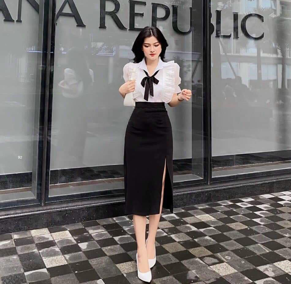 Rẻ Mà Đẹp!!. Sét Bộ Đồ Thời Trang Nữ Áo 2 Lớp Bèo Cài Nút Thật & Chân Váy Xẻ Tà