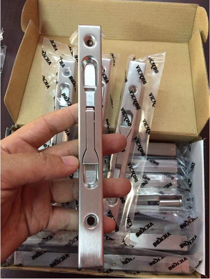 Chốt âm vuông cửa gỗ inox đủ các kích thướt