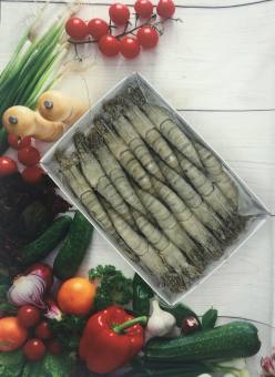 Tôm sú nguyên con sinh thái Seaprodex kích cỡ 14 con/hộp, 500gr