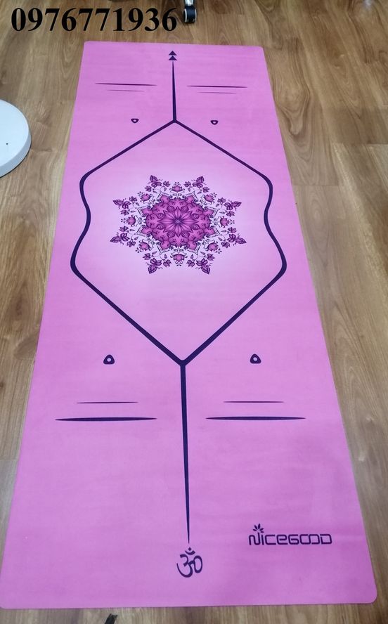 Thảm tập yoga du lịch chính hãng nicegood dùng để mang đi du lịch gấp gọn tiện lợi