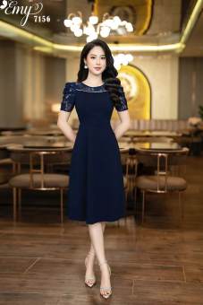 Đầm EMY EM7156 Xoè Xanh Đen Phối Ren