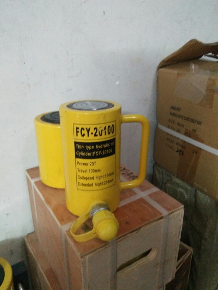 Kích đặc tâm RSC 20100