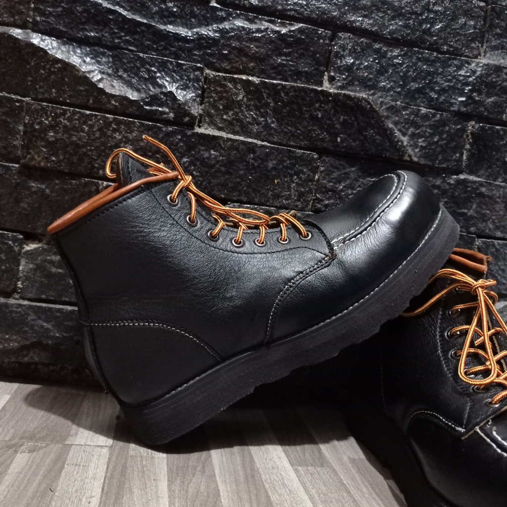 Red wing slip hot sale on steel toe