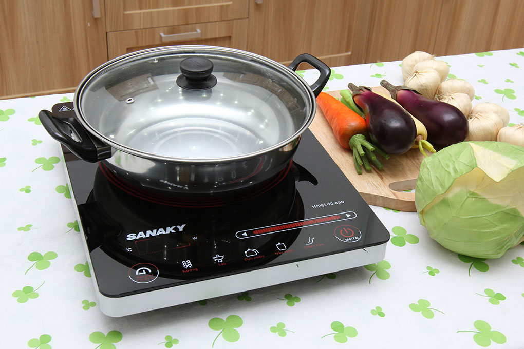 Bếp hồng ngoại Sanaky SNK2102HG -mới  -Công suất:2000W Chất liệu mặt bếp:Kính Ceramic - Kanger- sài 