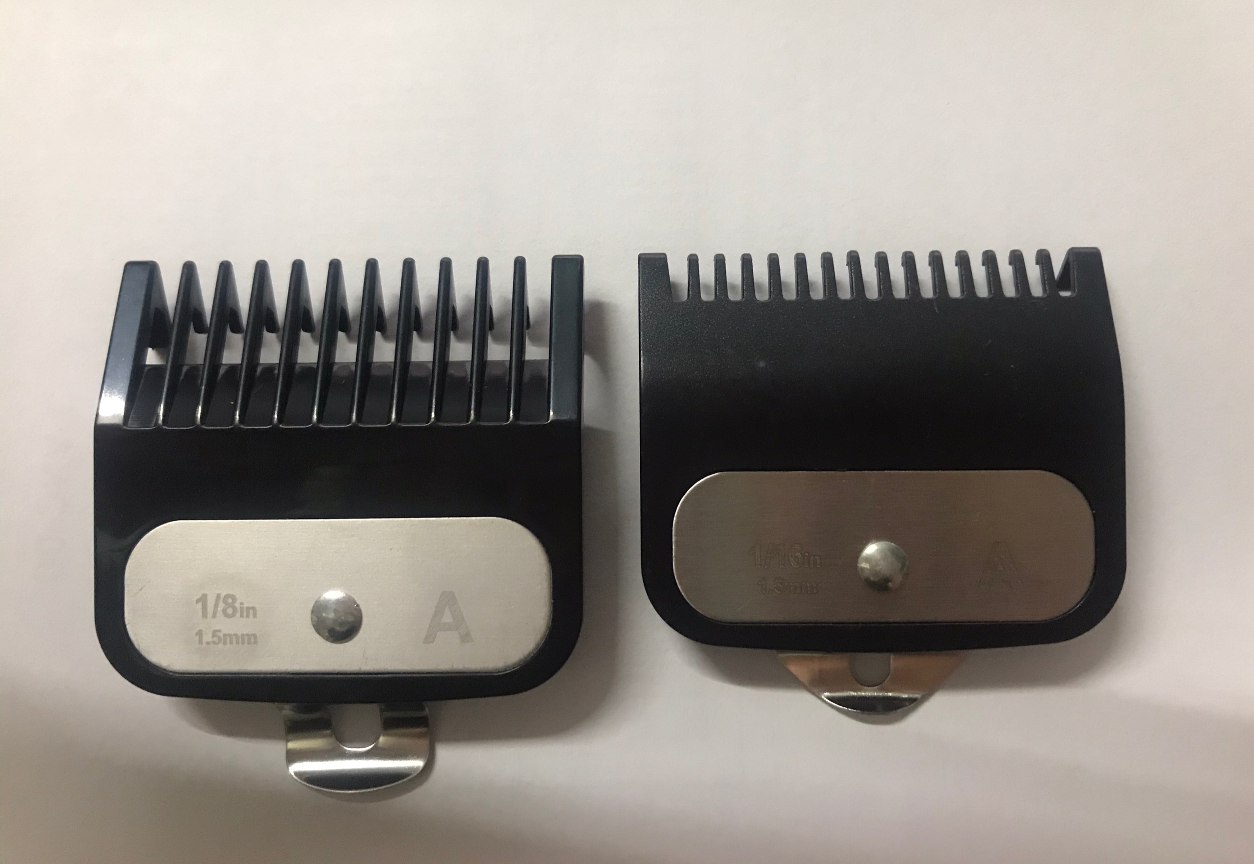 Bộ cữ 1,5 và 4,5mm gá thép dùng cho tông đơ cao cấp