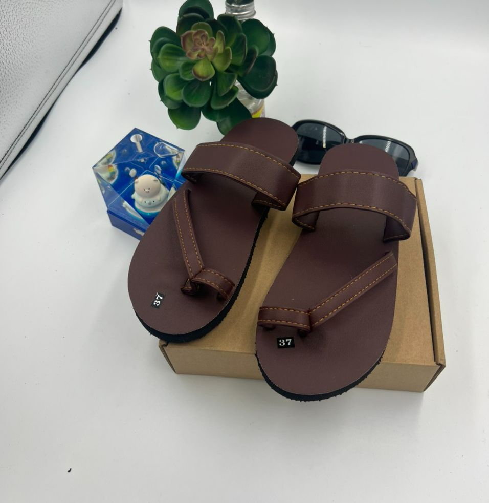 Dép xỏ ngón chéo nam nữ màu nâu