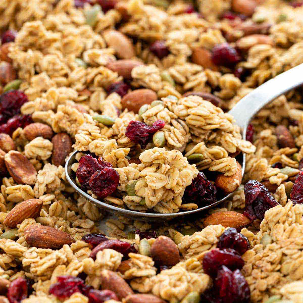 Granola yến mạch siêu hạt Ngũ cốc dinh dưỡng ăn kiêng giảm cân cao cấp hũ 500g - đồ ăn vặt cô nương béo
