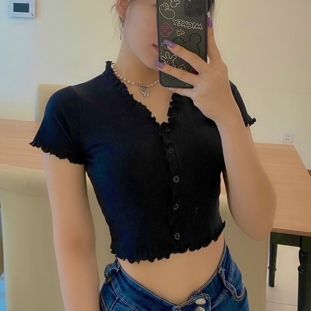 Hot áo croptop kiểu viền bèo quảng châu cực hot , siêu quyến rũ