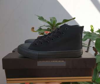 Giày converse classic cao cổ màu full đen + hộp