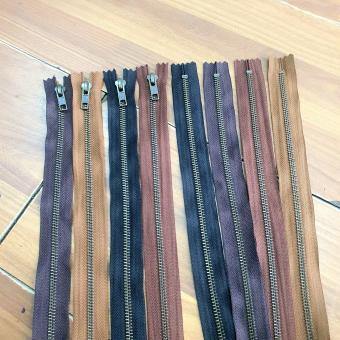 Dây kéo YKK răng đồng cổ size 5