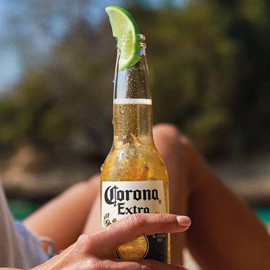 Bia CORONA EXTRA - Viên ngọc sáng giá Mexico, Nồng độ cồn 4,5%, Thùng tiêu chuẩn 24chai (4 pack) x 355ml