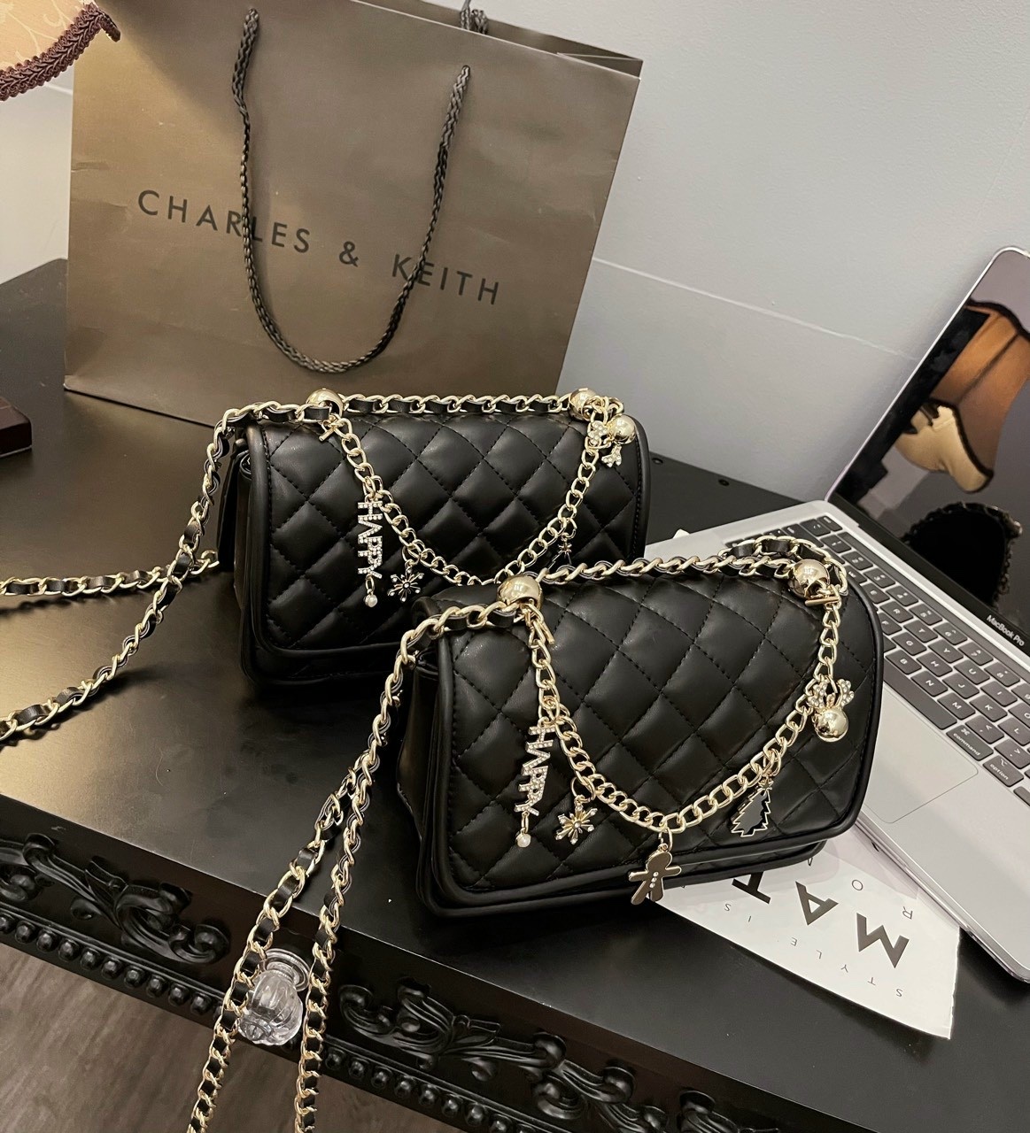 Túi xách nữ đeo chéo mini nữ đi chơi mẫu mới CNK trần trám size 20