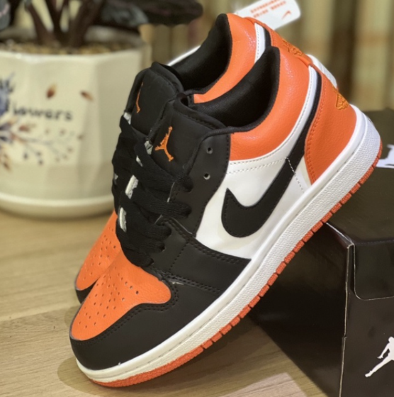 Giày thể thao jordan cam thấp cổ, giày jordan thấp cổ màu cam đen tặng box bill