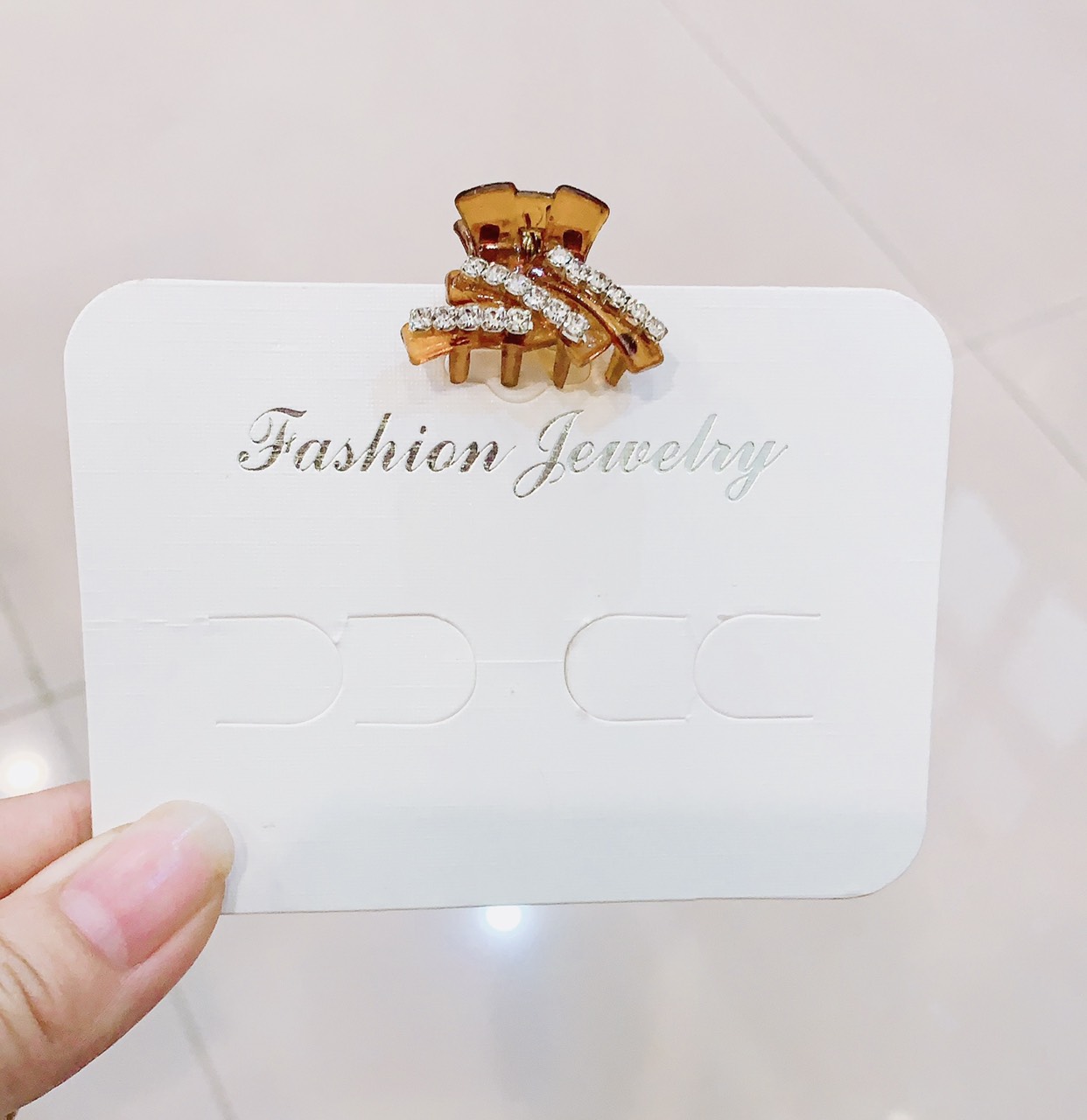 1 kẹp tóc càng cua size nhỏ đính đá
