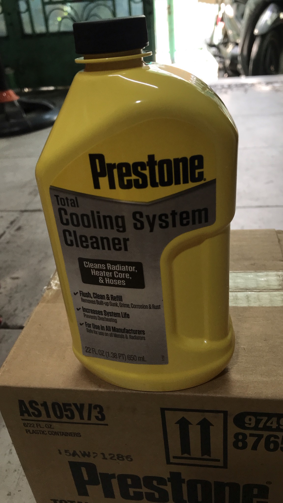 Dung Dịch Vệ Sinh Két Nước Làm Mát Prestone Radiator Flush Cleaner 650ml