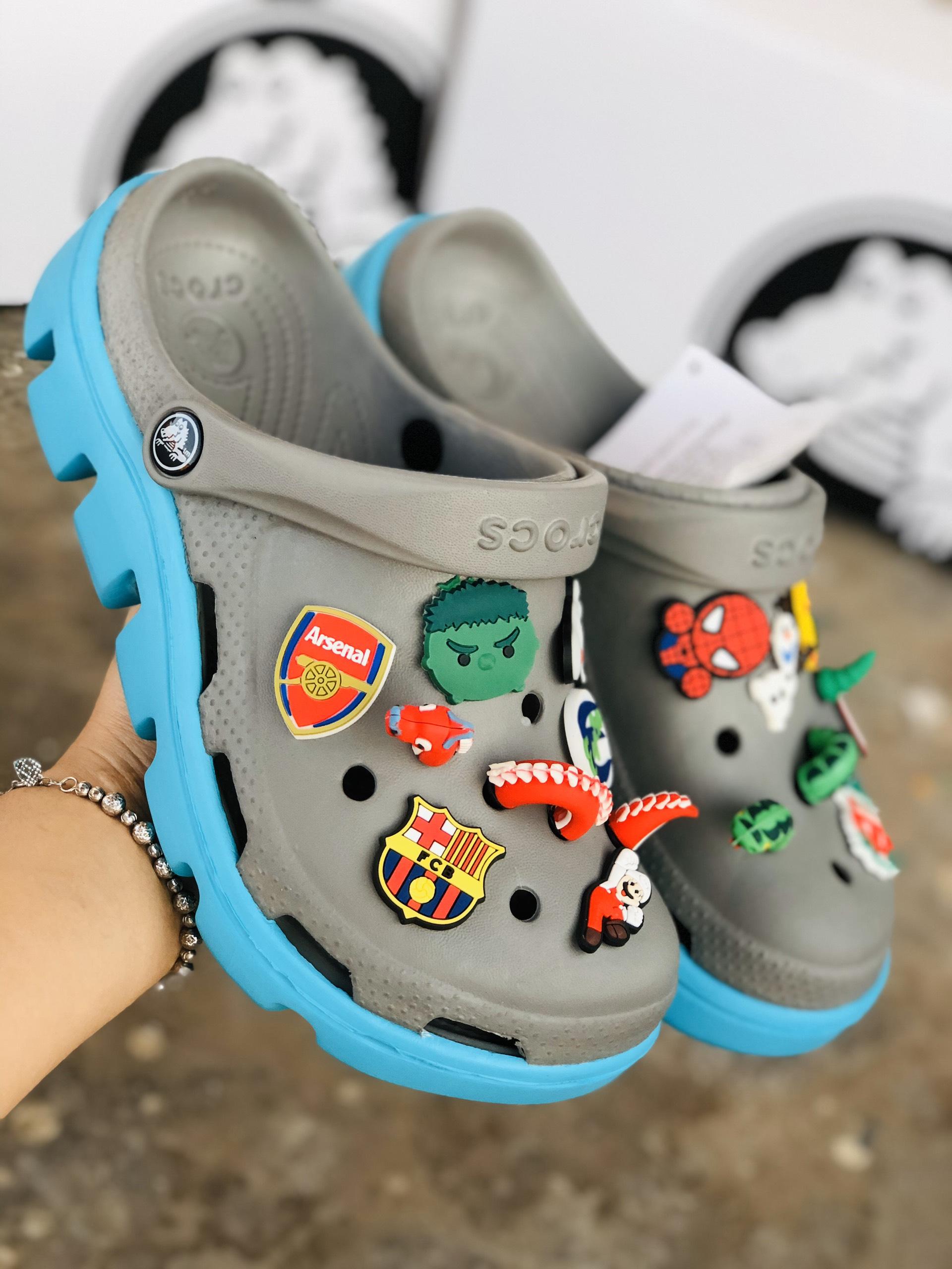 (TẶNG hộp CROCS10 jit) DÉP QUAI NGANG CROCS XÁM ĐẾ  XANH MINT - BIMBUN SHOES - dép cá sấu - dép crocs - dép nam - dép nữ - dép cross - dép sandal nữ - dép quai hậu - dép cặp