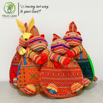 Balo Cho Bé Vải Thổ Cẩm Dáng Thú Nhồi Bông – Trúc Lâm Handmade