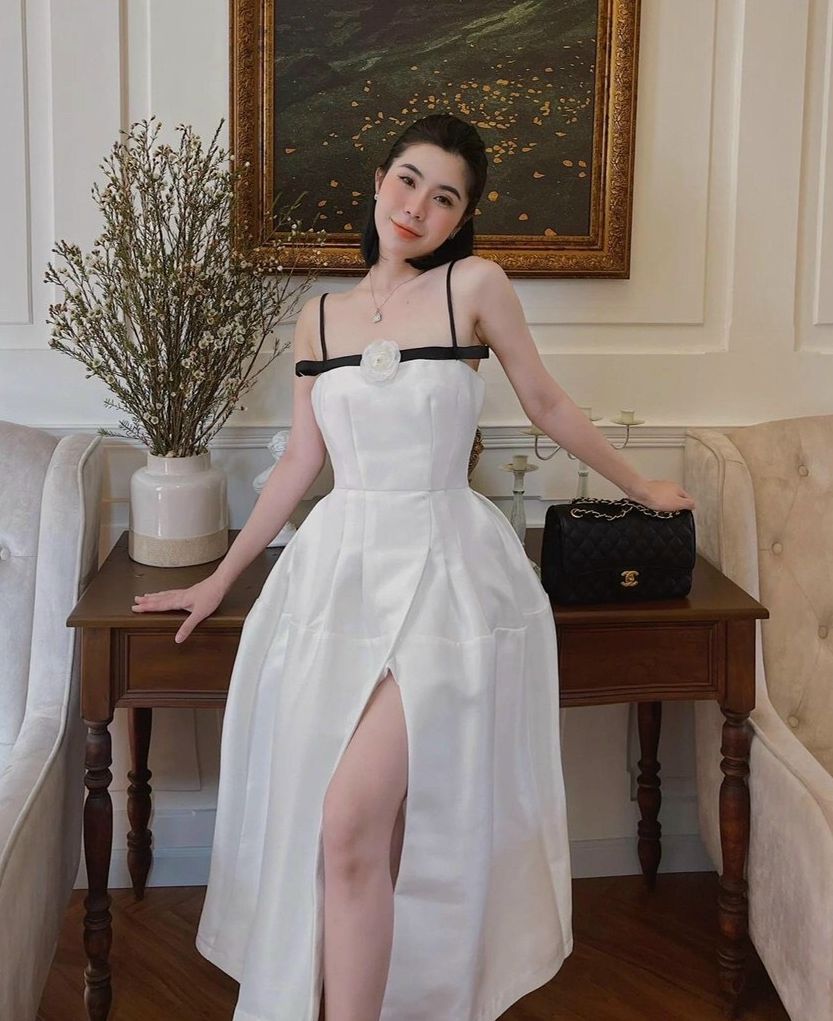 Set đầm TAPPA thiết kế áo khoác lửng kèm đầm 2 dây cúp ngực cực xinh.
