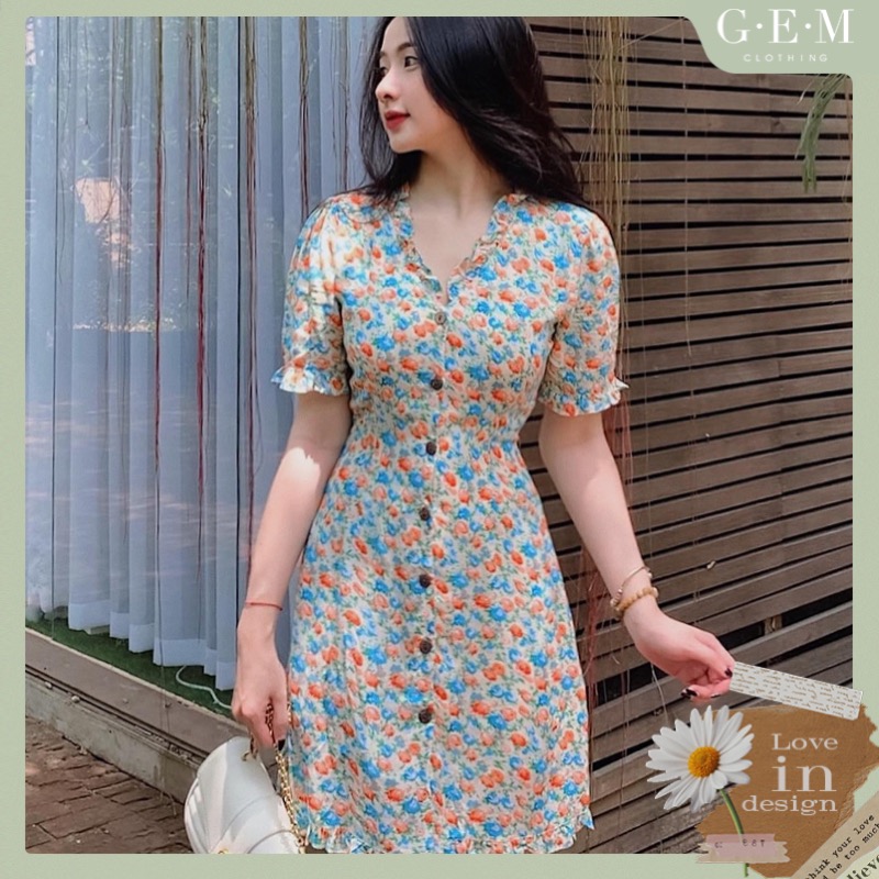 Đầm hoa cổ bèo nút gỗ Lorem Dress Gem Clothing SP060274
