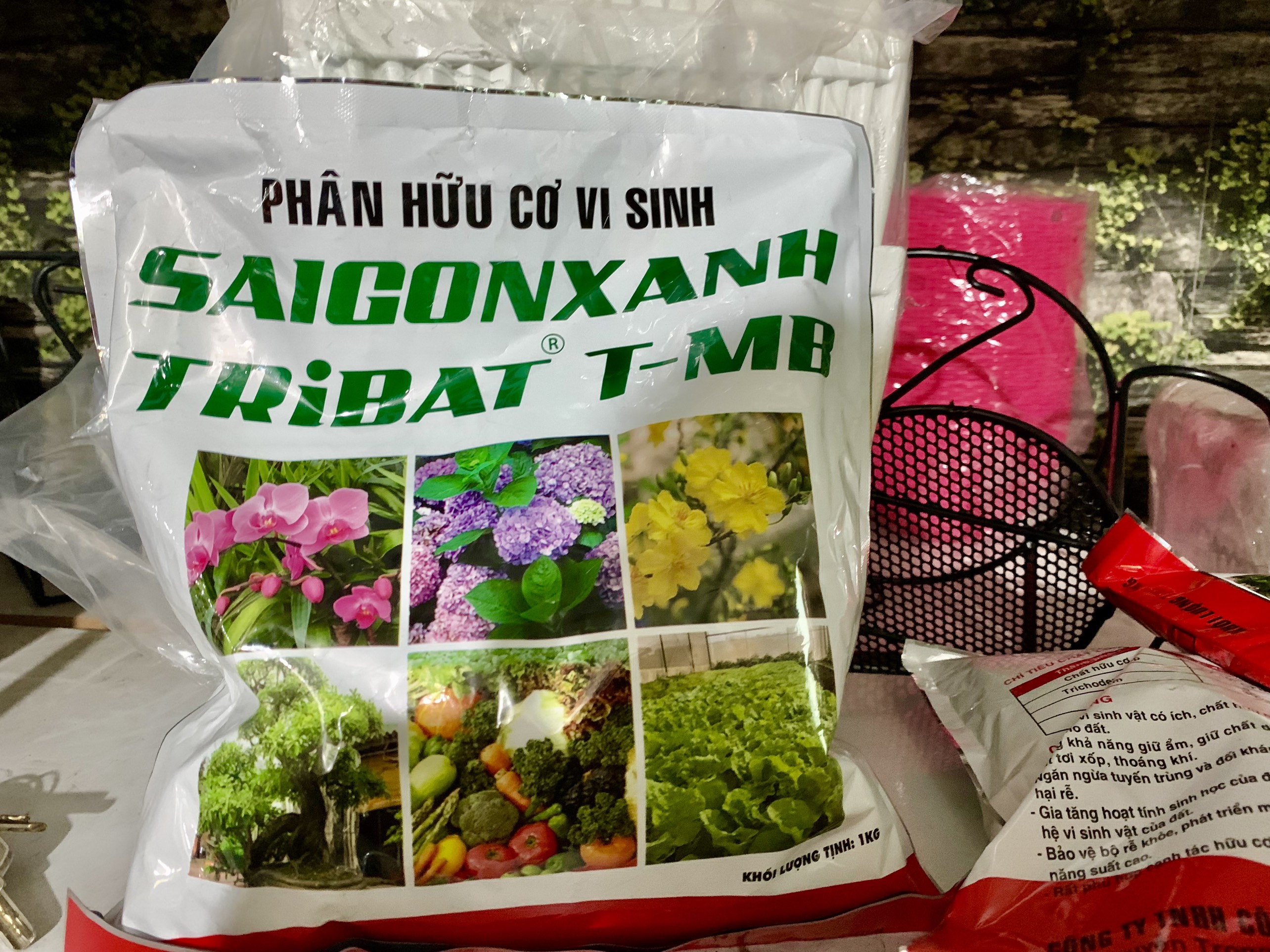 Phân hữu cơ vi sinh tribat t-mb 1kg dạng viên