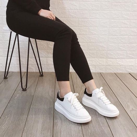 ☫ↂ  Giày MC QUEEN ⚡️Siêu Rẻ⚡️ Giày MCQ Độn Đế 3 Phân Màu Trắng Gót Đen nam nữ Hot Trend full box bill