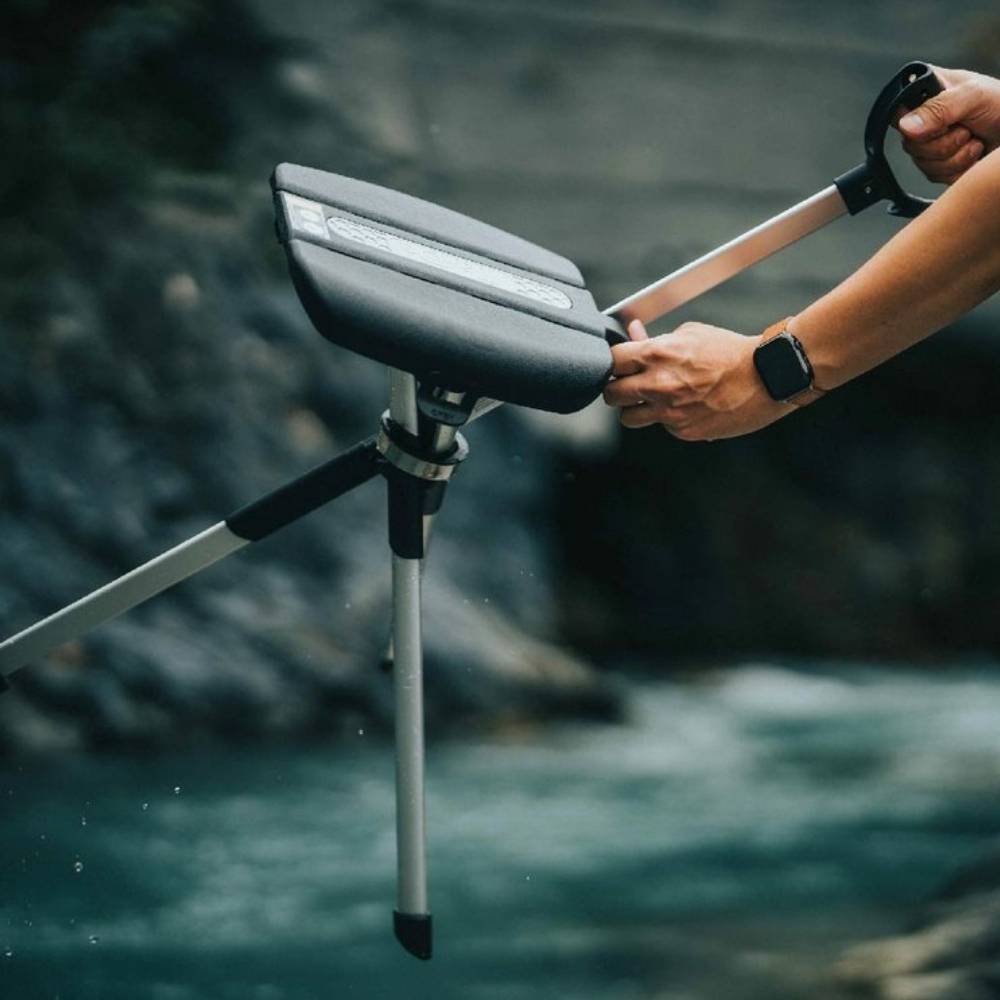 Ta-Da Chair Series 2- Portable Walking Stick, Cane with Seat, Foldable Chair, Hiking Stick, for Camping, Hiking, Lightweight Aluminum, Easy Carry, Anti-Slip ราคา 3,500 บาท*ส่งฟรี
