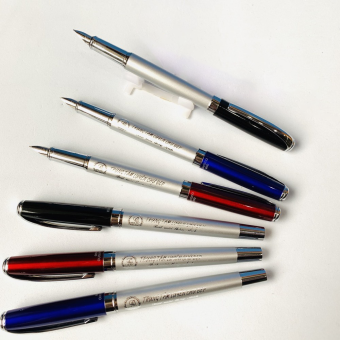 Bút Máy Thầy Ánh 008 Luyện Chữ Đẹp Nét Thanh Nét Đậm