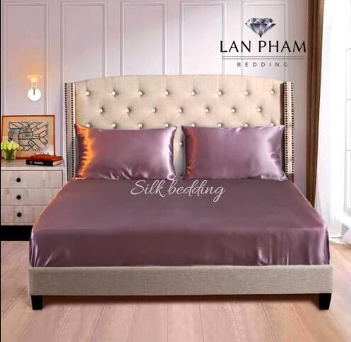 ( Lụa Loại 1) Ga Giường Phi Lụa Màu Tím Hồng Cao Cấp Mềm Mại Lan Pham Bedding
