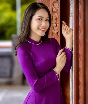 Áo dài tím huế mộng mơ vải lụa Tô Châu - Áo Dài Đan Linh