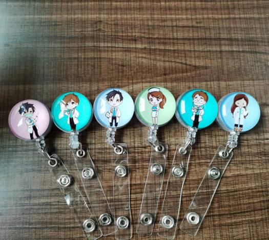 Thẻ nhân viên y tế - Yoyo đeo thẻ dành cho nhân viên y tế