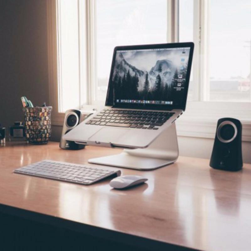 ErgoSilver Laptop Stand(Aluminium)