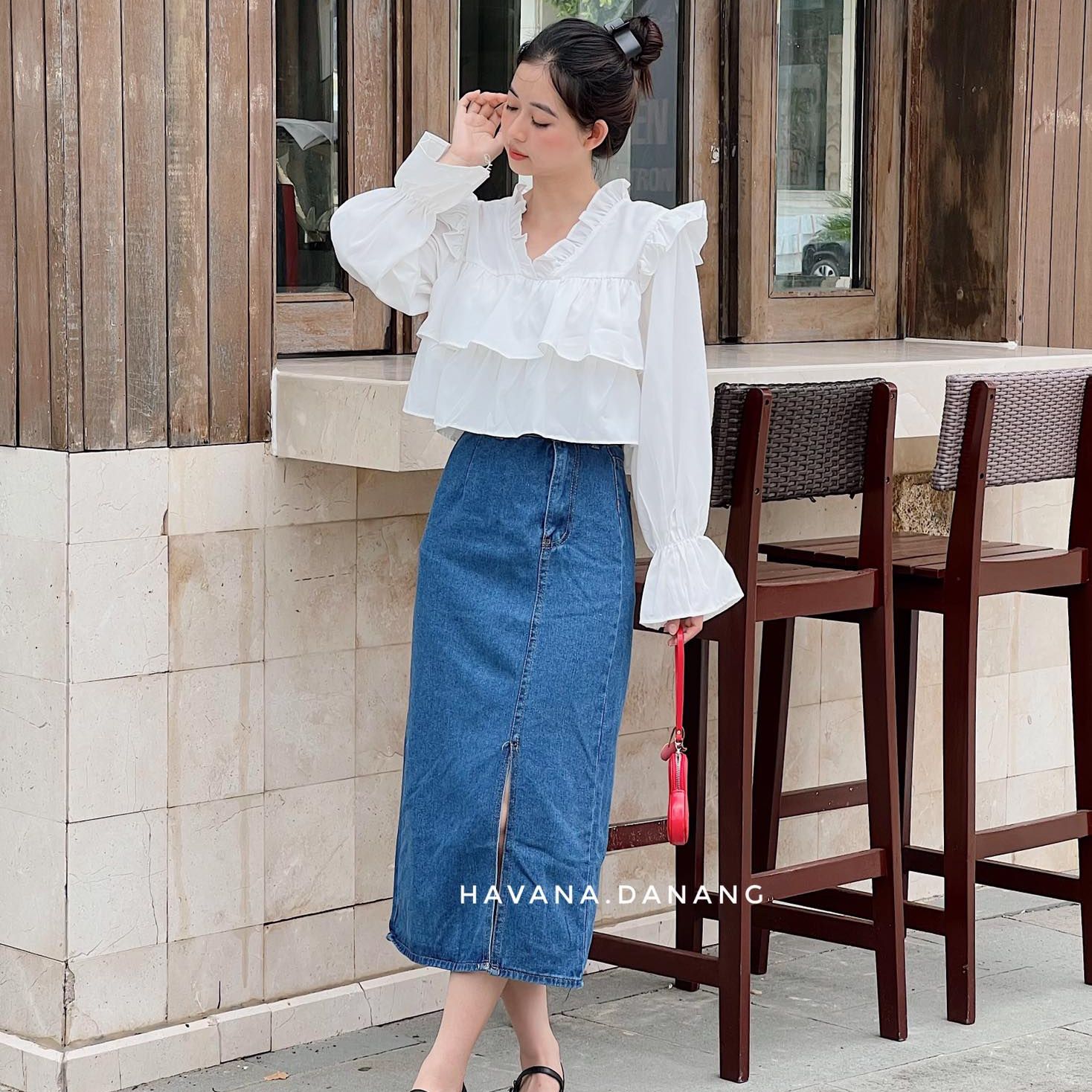 Chân váy jeans dáng dài cạp cao, chân váy dài xẻ tà form xòe chữ A
