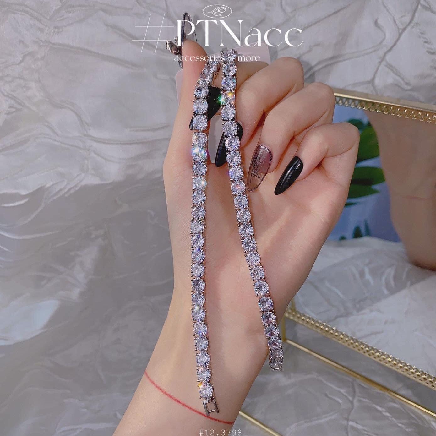 [HCM]Lắc tay nữ đẹp vòng tay bạch kim đính đá pha lê lắc tay vàng trắng kim cương sang trọng lắc tay nữ dự tiệc  thời thượng Trang Sức Miga V010