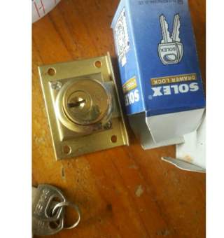 Ổ khóa tủ gỗ cao cấp