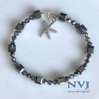 Swarovski, pha lê Áo – Vòng tay chuỗi 10 hạt vuông 6ly 5601 001SINI kèm charm sao biển tuyệt đẹp