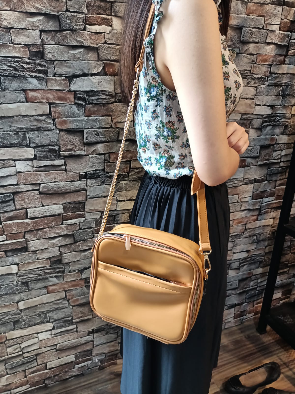 lo.co - (BISA COD) TAS HP LV LOCO Original/Tas selempang hp LV/handphone  terbaru/tas selempang wanita/taskorea/Tas handphone termurah/pocket hp  terbaru