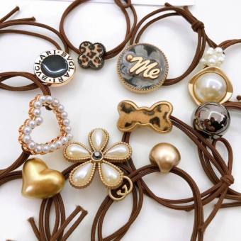 Dây buộc tóc đủ màu cho bạn nữ