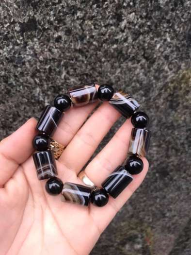 VÒNG TAY MÃ NÃO TÂY TẠNG KIỂU ĐỐT TRÚC 14LY